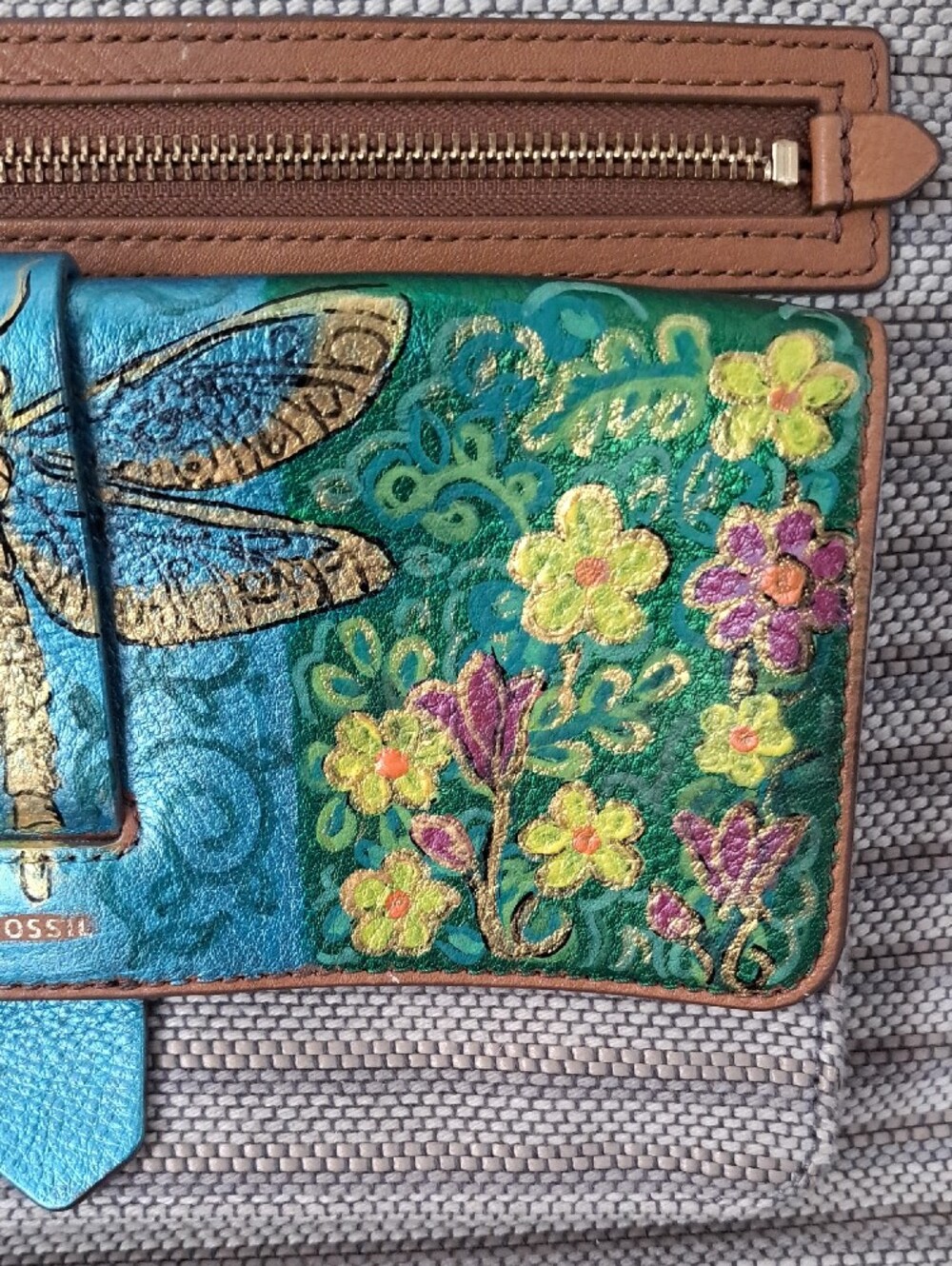 Hand Crafted Painted Bright Blue Dragonfly Floral Woven Crossbody Bag - Picture 6 of 16